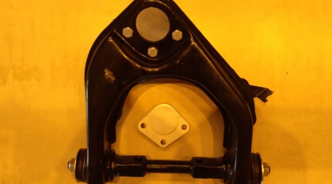 Dystans wahacza górnego Mitsubishi Pajero II – lift +2 cale